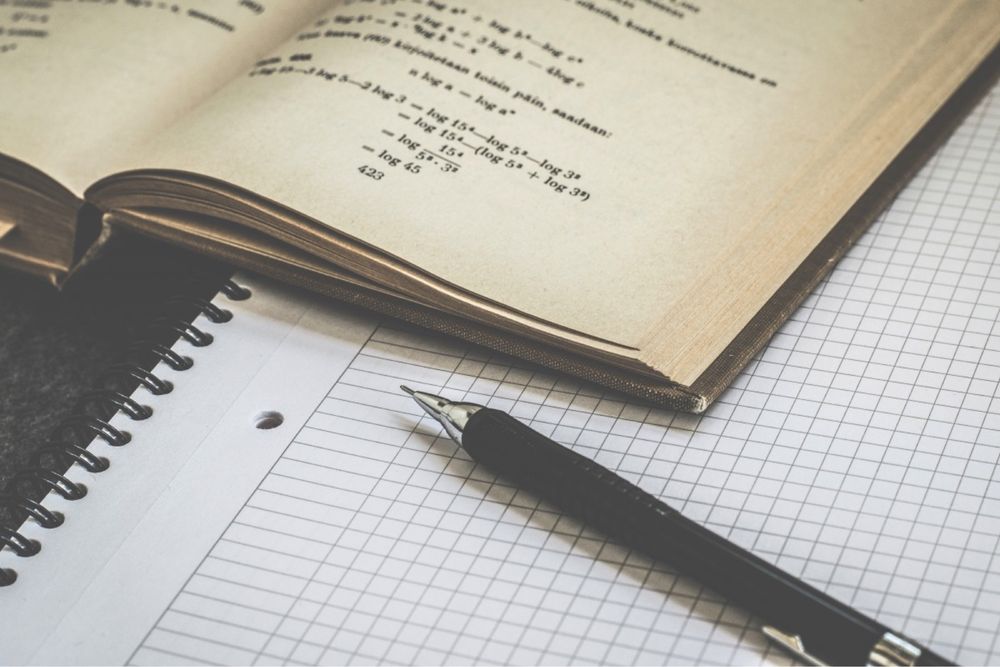 Ofer meditatii individuale la matematica