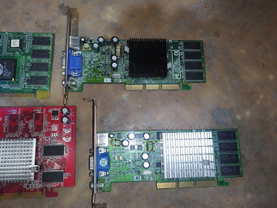 Placi video slot AGP