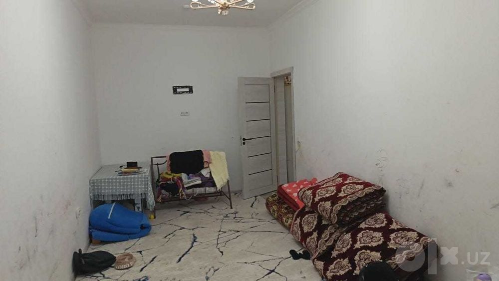 Янги дархонда 2 хонали квартира сотилади. 8 этаж,16 этажли уй. 66 кв/м