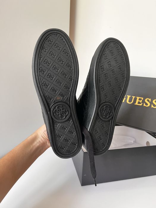 Дамски сникърси Guess