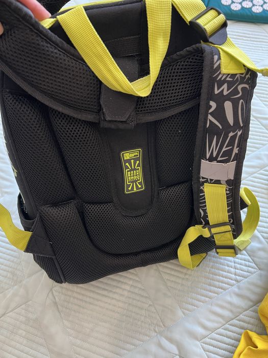 Школьный рюкзак устойчивый