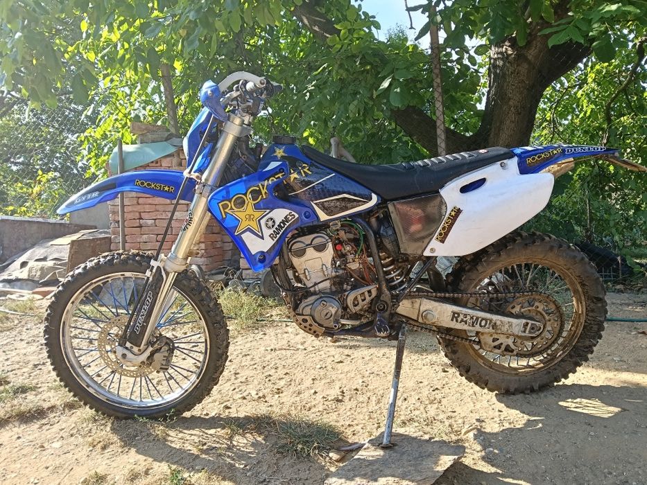 Yamaha wr 250  in 4 timpi stare foarte buna