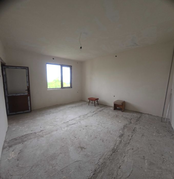 Продава се Къща в с. Макариополско, Област Търговище - 100 кв.м за 383 €/кв.м - Снимка #3