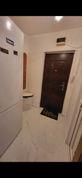 Proprietar-închiriez garsonieră zona Brazdă, Craiova