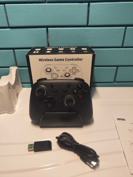 Безжичен контролер с док станция и Hall ефект за PC/Switch