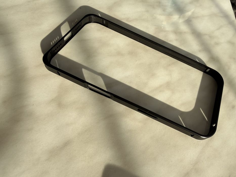 Iphone 16PRO Bumper