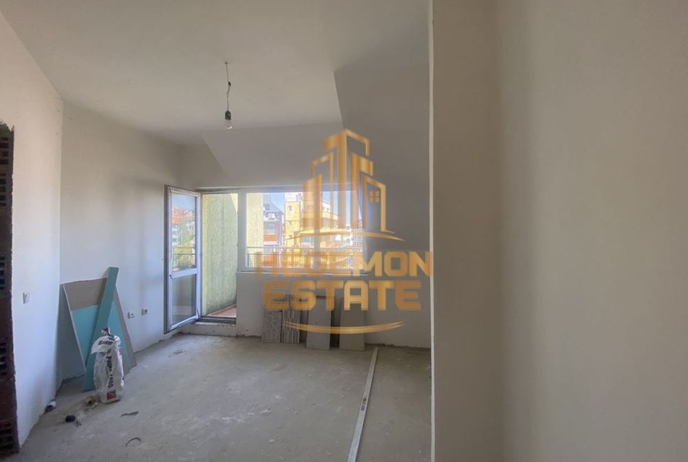 Продава се Двустаен апартамент в Варна, Погреби - 96 кв.м за 1403 €/кв.м - Снимка #2