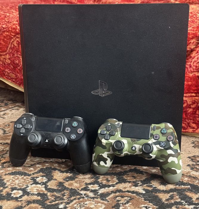 PlayStation 4 pro 1тб 2дж