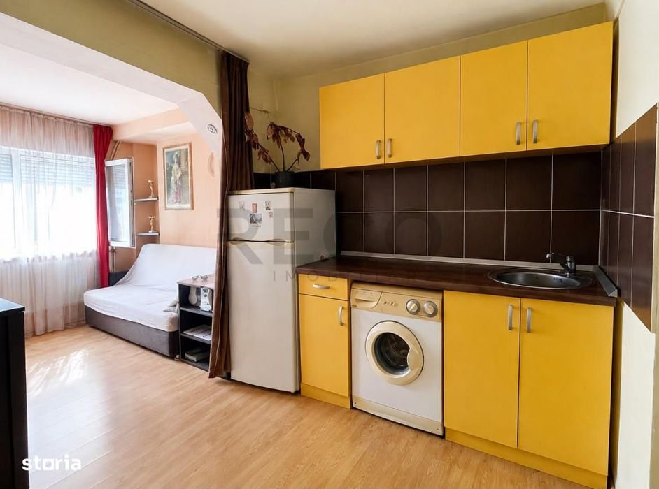 RECO Garsoniera cu lift, 25 mp etaj intermediar, Oradea- Rogerius — fotografia 1