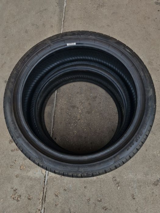 Летни гуми 2 броя PIRELLI Pzero 225 40 R19 дот 0520