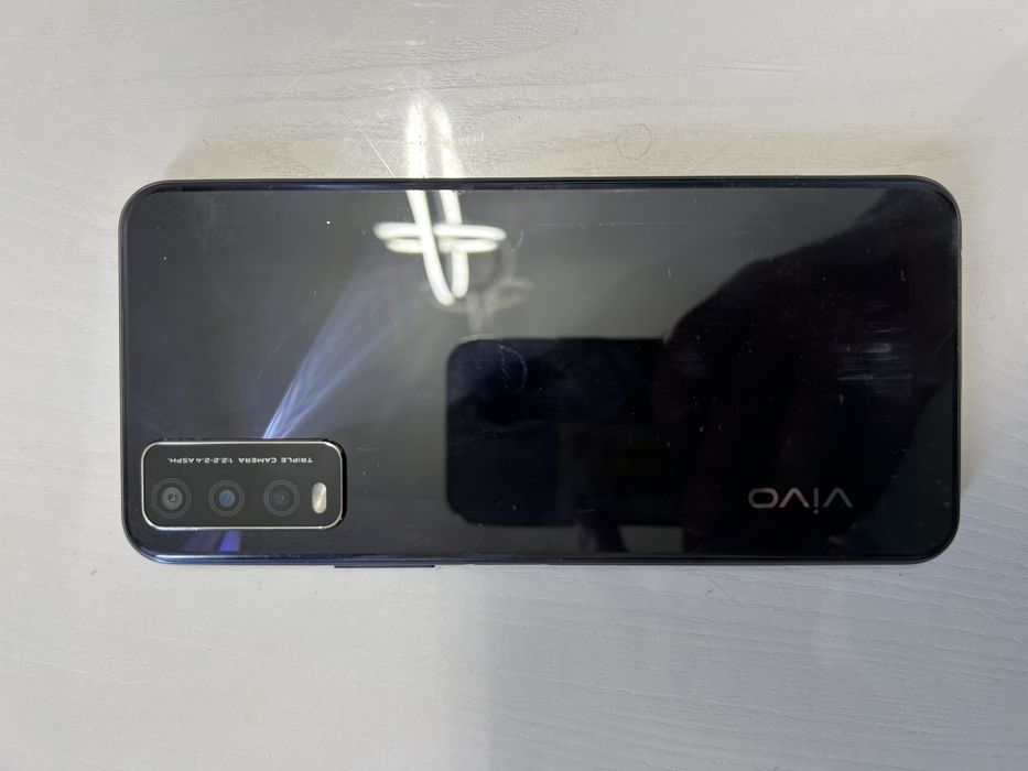 Vivo Y20 4/64GB Obsidian Black, ideal holatda, komplekt
