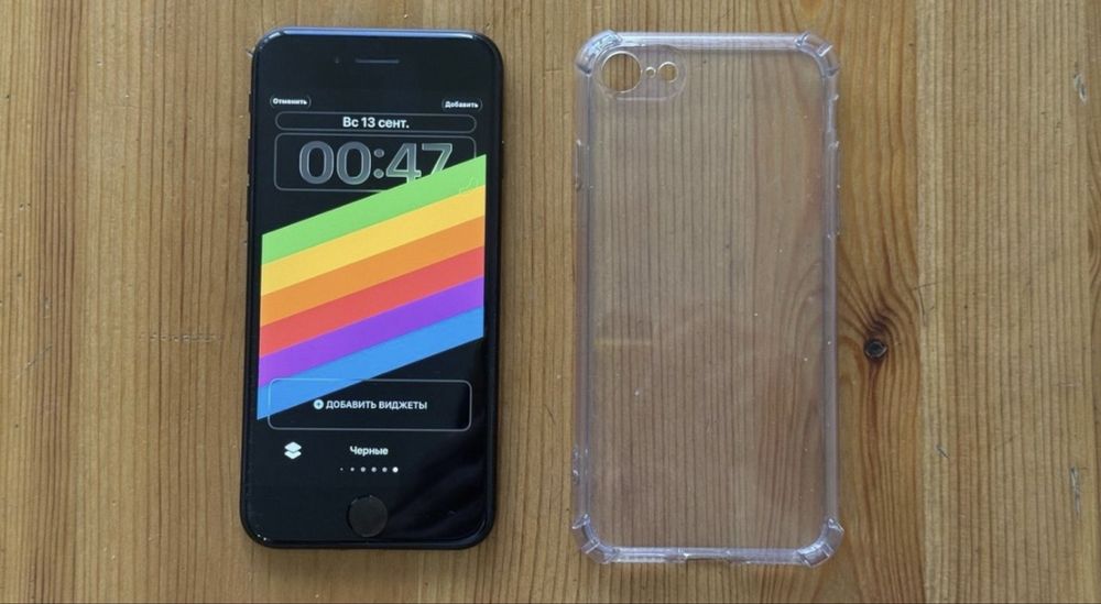 Iphone SE память 64 гига