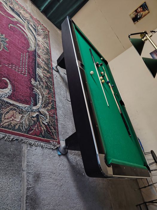 Vând masa de biliard 10 din 10