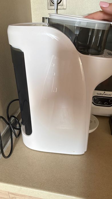 Babybreeza Машина за мляко