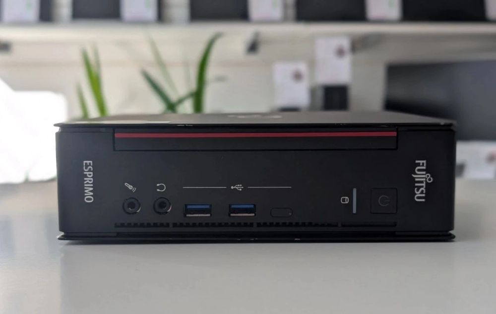 Мини ПК Fujitsu Esprimo Q558 | i3-9th / 8GB / 256GB SSD
