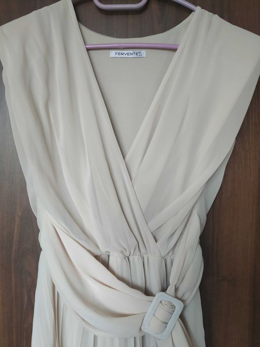 За 8лв !Официална рокля 42размер