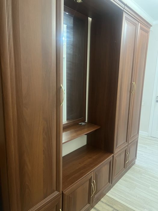 Шкаф для прихожей