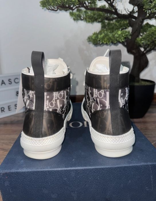 Dior b23 high premium