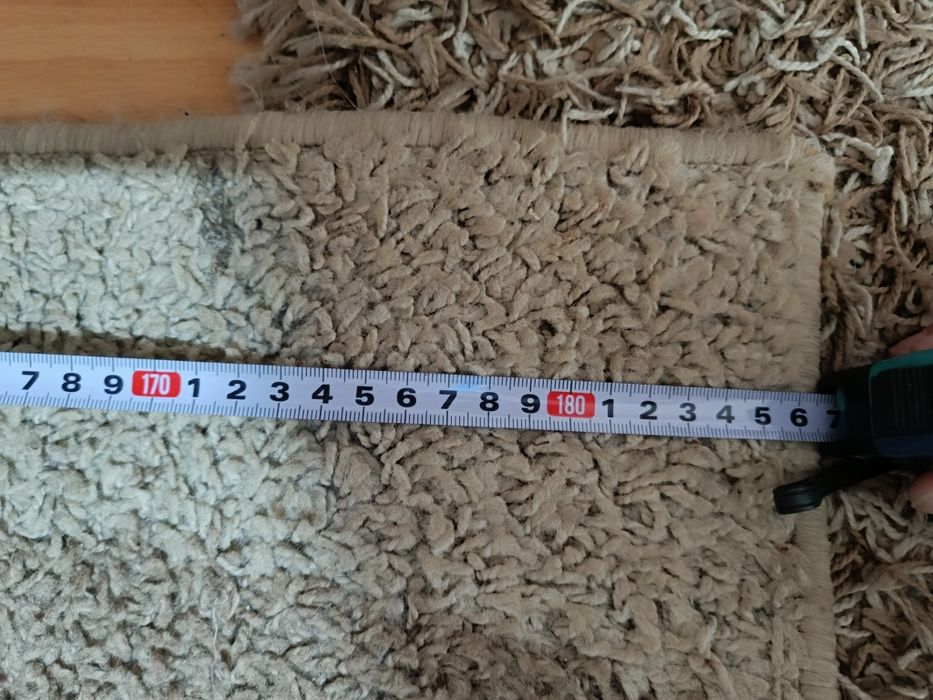 Използван  килим.