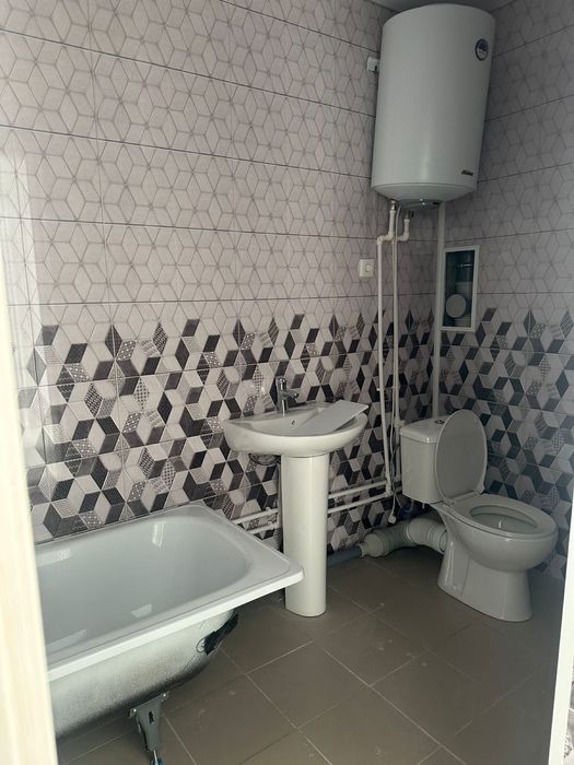 Продам квартиру в новостройкк