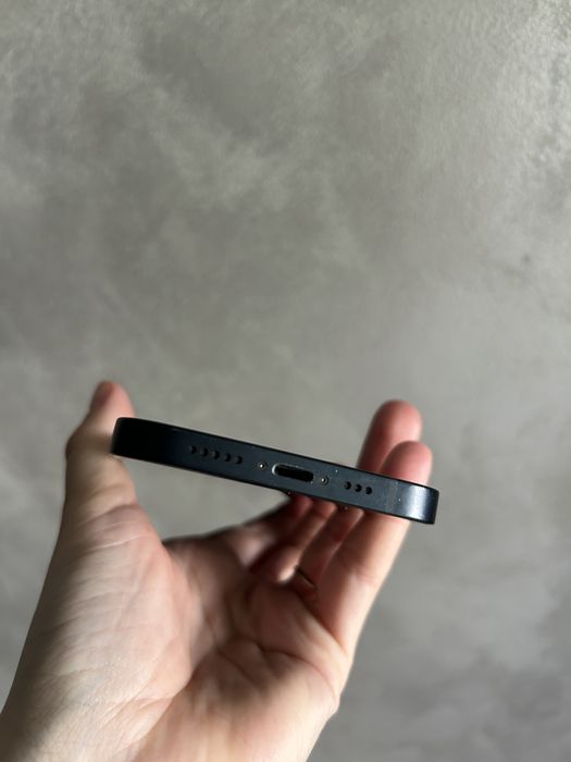 Iphone 13  Midnight 128GB