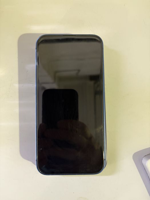 Iphone 13 б.у в хорошем состоянии