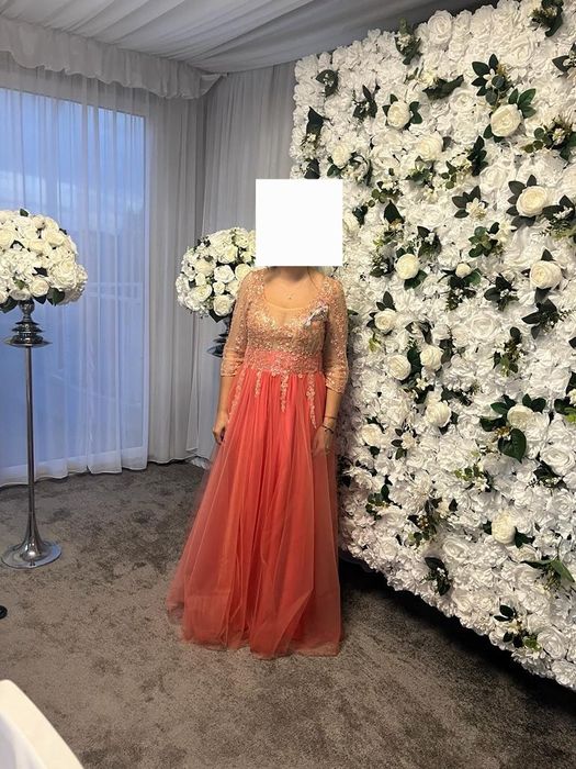 rochie lunga corai pal cu broderie bej