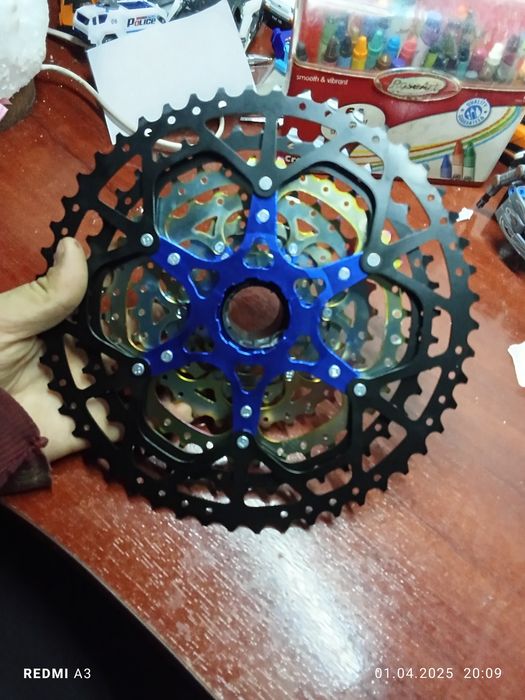 Set de pinioane pentru semicursiera (bicicletă cu schimbător)