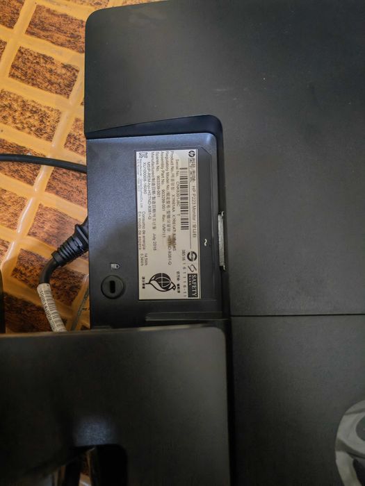 Монитор 22"   hp  p223