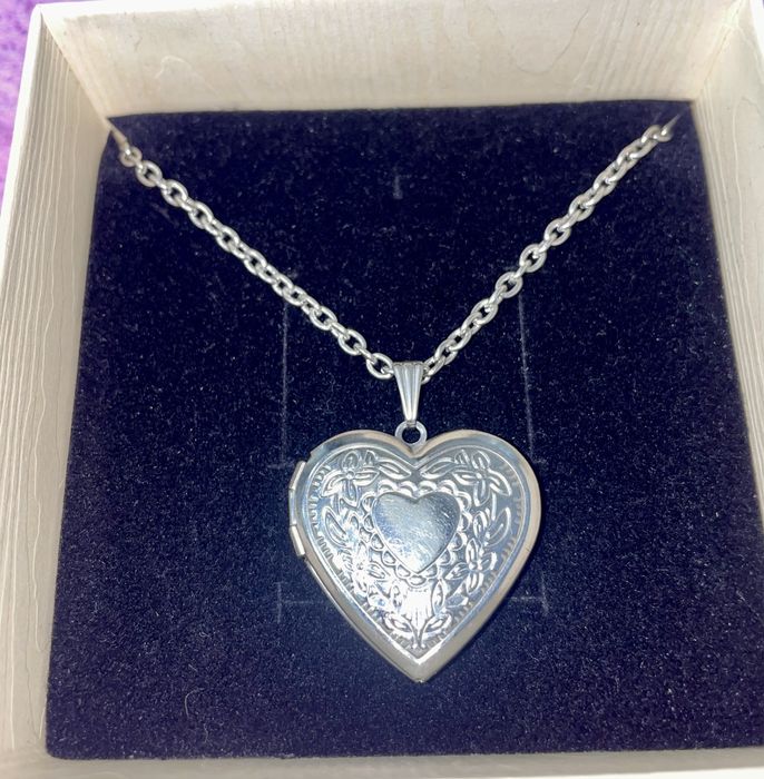 Продается колье