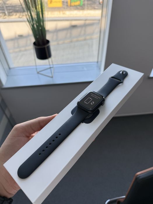 NOU Apple Watch Series 8 45 mm Midnight Aluminium