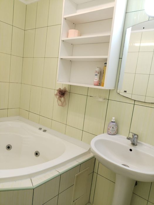 De inchiriat, garsonierā(apartment)