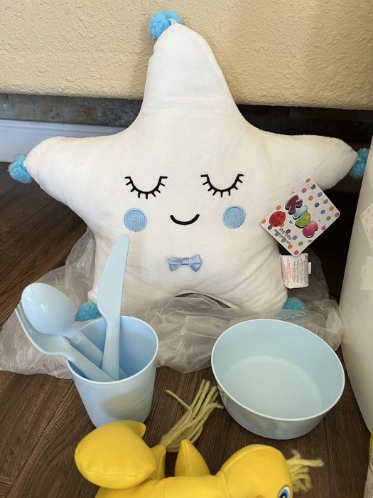 Lot cos pampers Tommee Tippee, geanta Avent, batista bebelusului