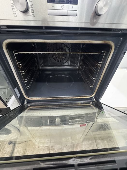 Фурна за вграждане SIEMENS