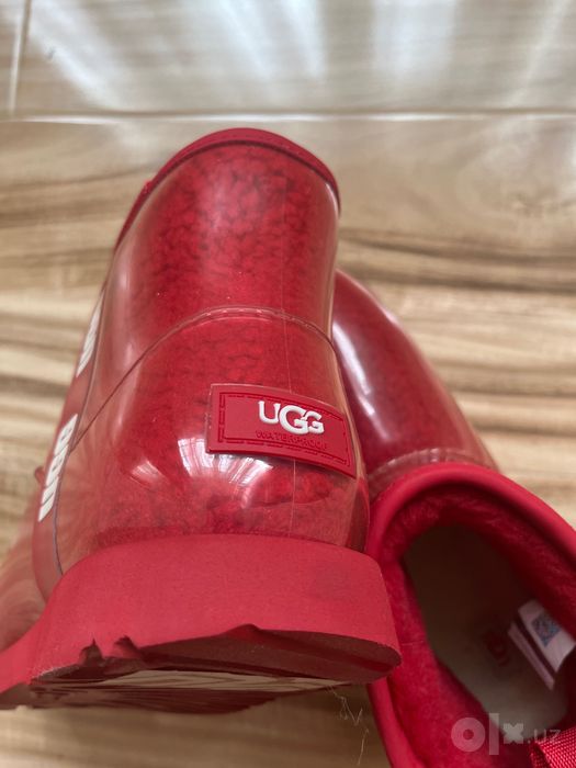 uggs sapogi krasnogo
