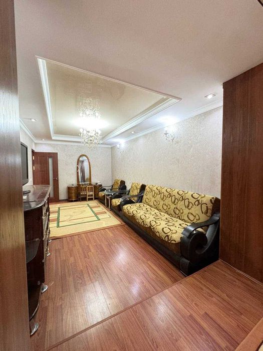 3-х комнатная квартира м. Космонавтов (кирпичка) ID: 4640