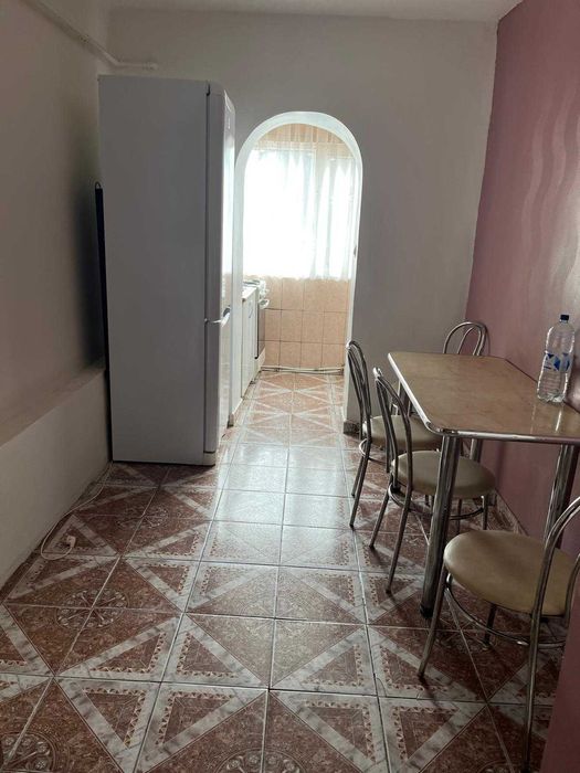 Apartament 3 camere decomandat – Zona Stadion, Priveliște spre Meses