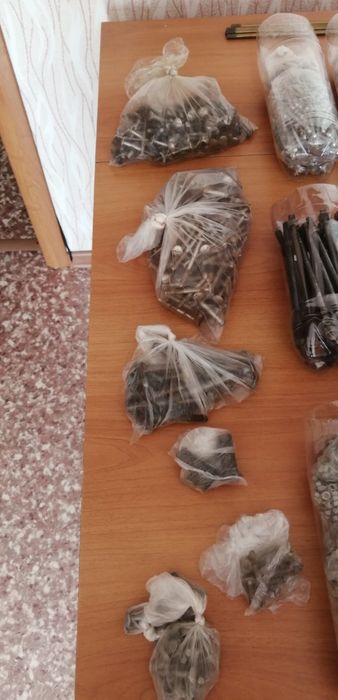 Продам крепёжные изделия