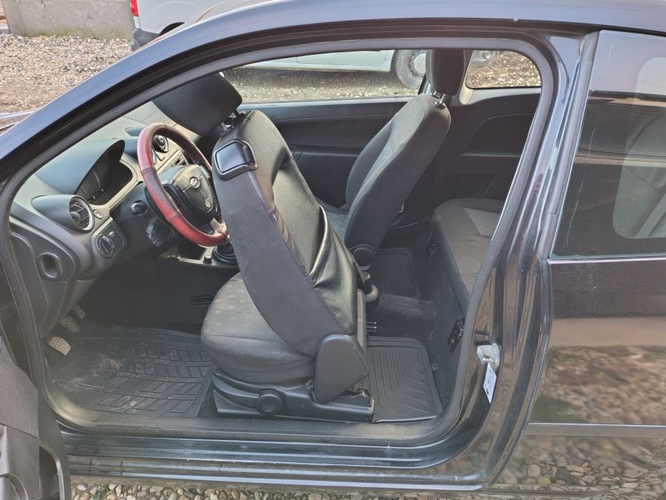 Ford Fiesta 1.6 pe gaz