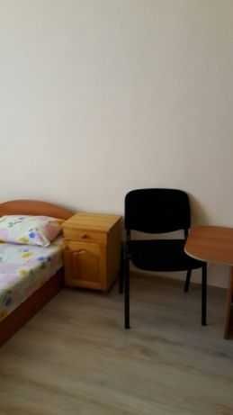 Дава се под наем Двустаен апартамент в Бургас, Център - 50 кв.м за 150 € - Снимка #1