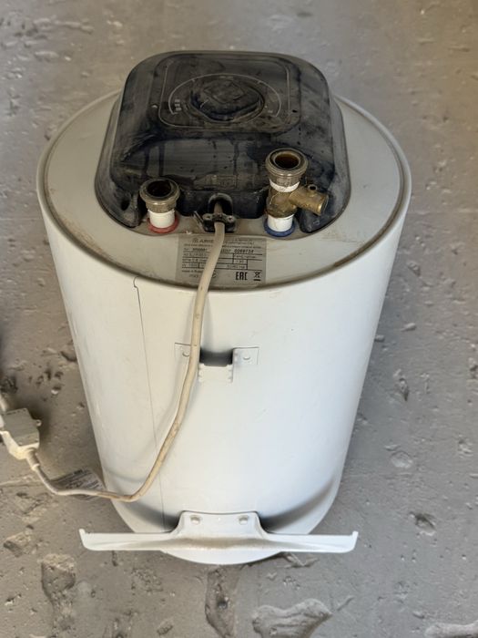 Аристон 30 л жасап турган