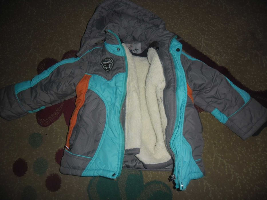 продам детскую одежду