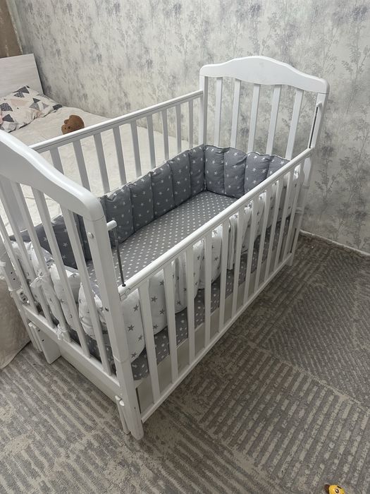 Продам детскую кравтку