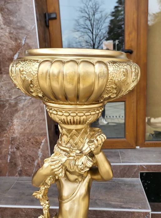 Изключително красива поставка/чадърник