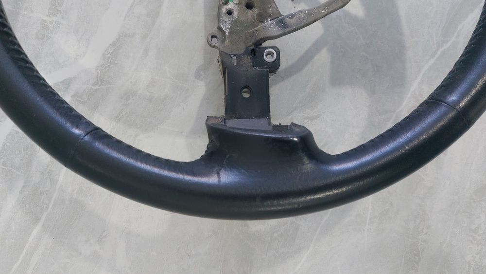 Продам руль от лексуса рх 300