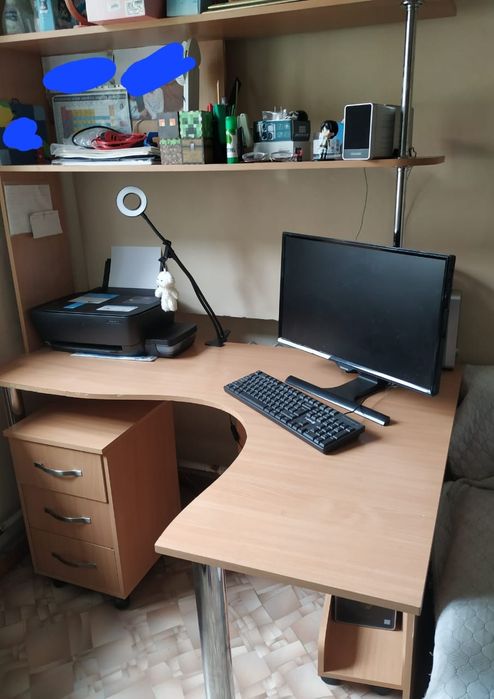 Стол-стенка для школьника