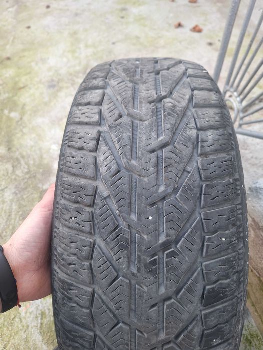 Зимни гуми 205 55 16