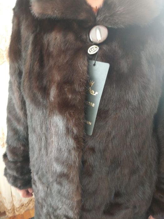 Продаю норковую шубу