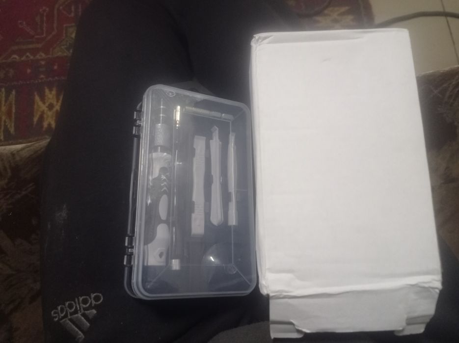 Продам набор отвертак для телефона