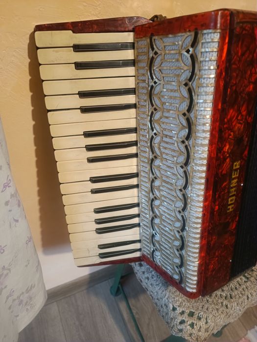 Acordeon Hohner 80 de basi